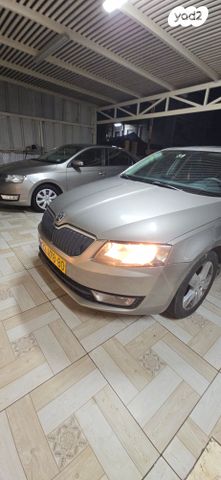 סקודה אוקטביה