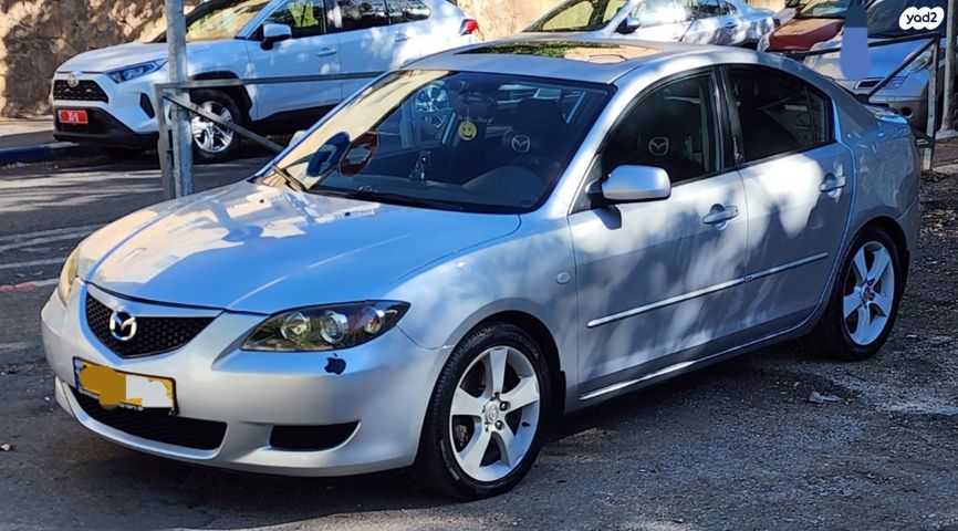 מאזדה 3