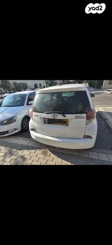 מודעת רכב טויוטה ורסו-S
