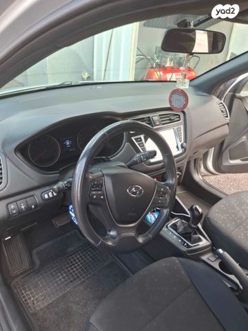 מודעת רכב יונדאי i20