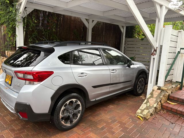 מודעת רכב סובארו XV