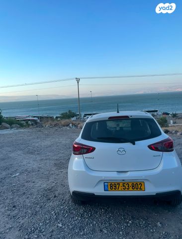מודעת רכב מאזדה 2