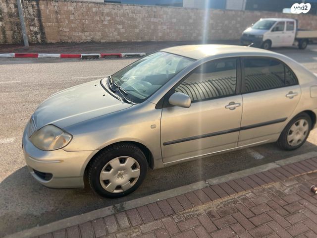 טויוטה קורולה