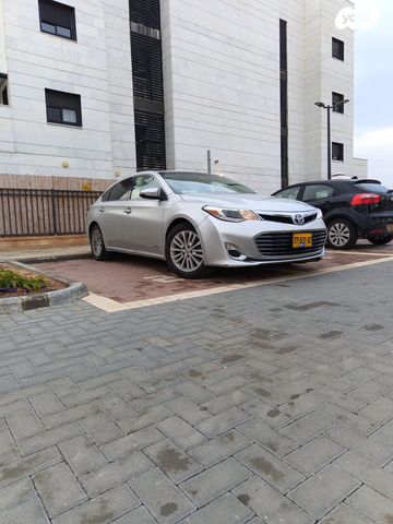 טויוטה אוולון