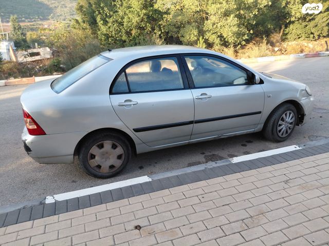 טויוטה קורולה