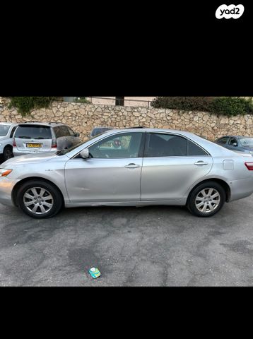 טויוטה קאמרי