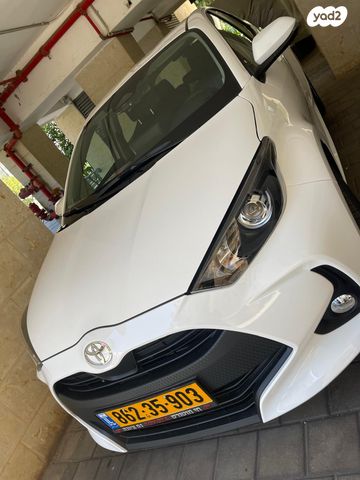 מודעת רכב טויוטה יאריס