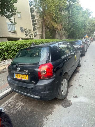 טויוטה קורולה