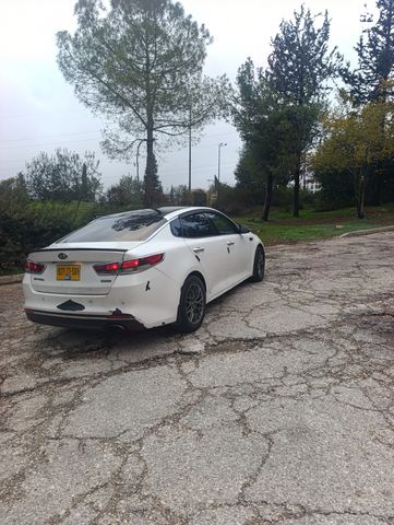 קיה אופטימה