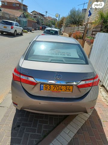 טויוטה קורולה