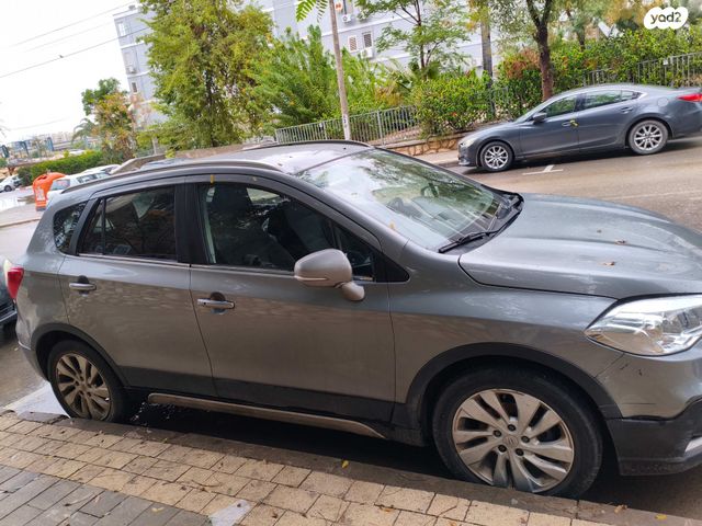 סוזוקי קרוסאובר