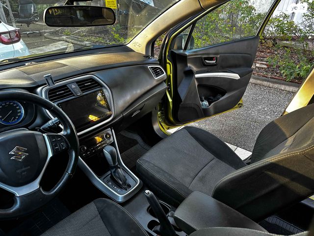 סוזוקי קרוסאובר