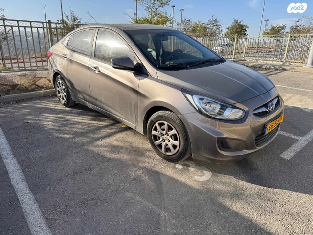 יונדאי אקסנט i25