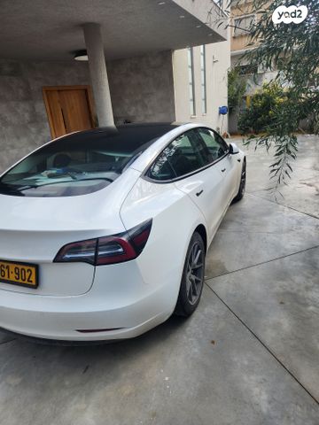 טסלה מודל 3