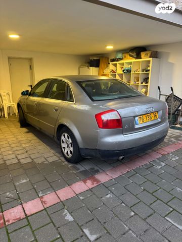 אאודי A4