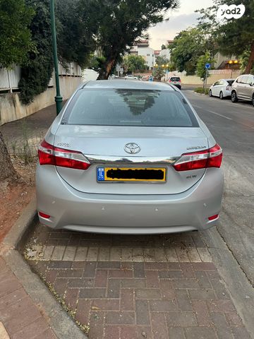 טויוטה קורולה