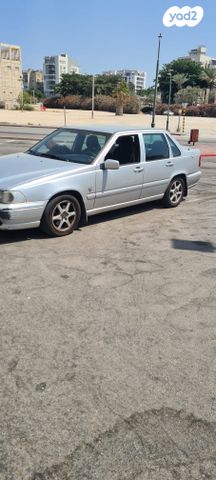 S70 GLT אוט׳ 2.4 (170 כ״ס)