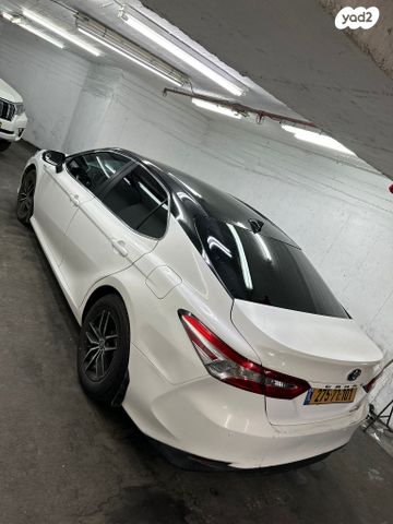 טויוטה קאמרי