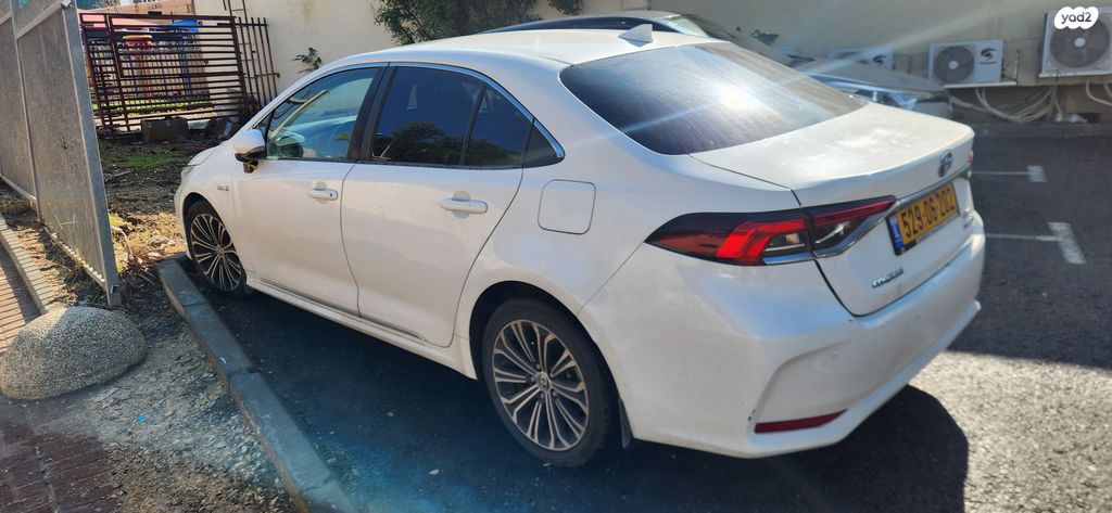 טויוטה קורולה