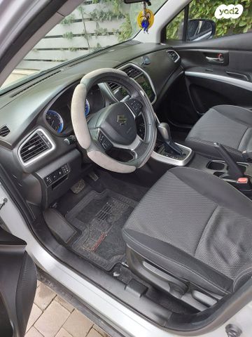 סוזוקי קרוסאובר