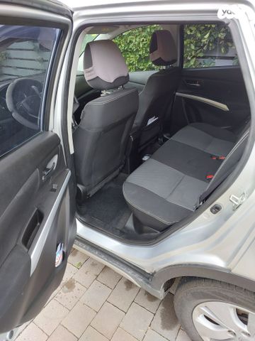 סוזוקי קרוסאובר