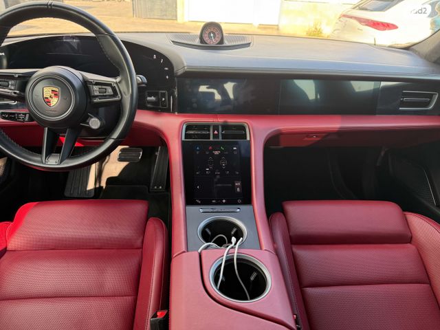 פורשה טייקן