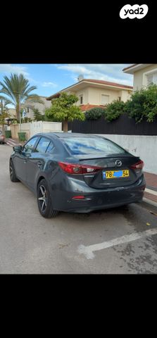 מאזדה 3