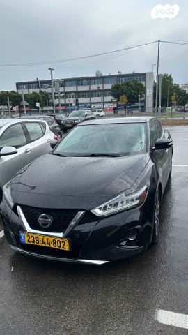 ניסאן מקסימה