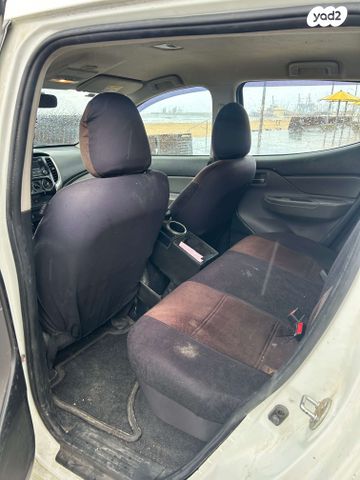 מיצובישי טרייטון / L200