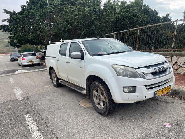 מודעת רכב איסוזו די-מקס