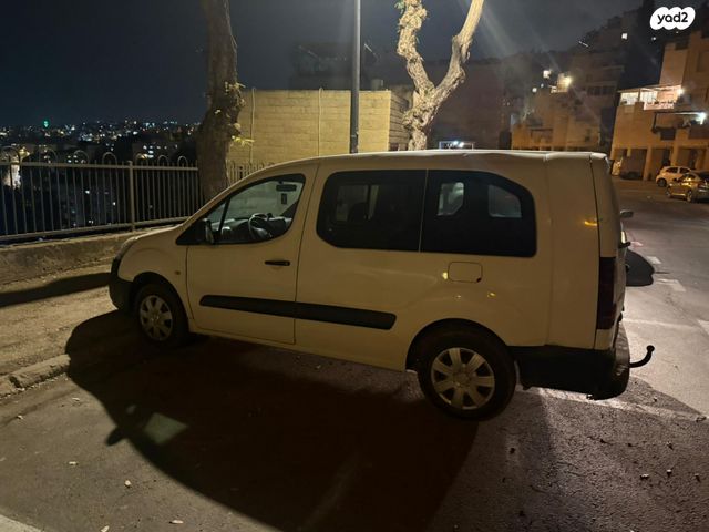 מודעת רכב סיטרואן ברלינגו