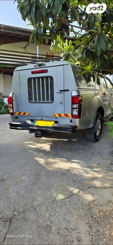 מודעת רכב איסוזו די-מקס