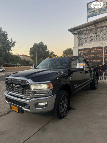 2500 Limited אוט׳ 6.7 (370 כ״ס)