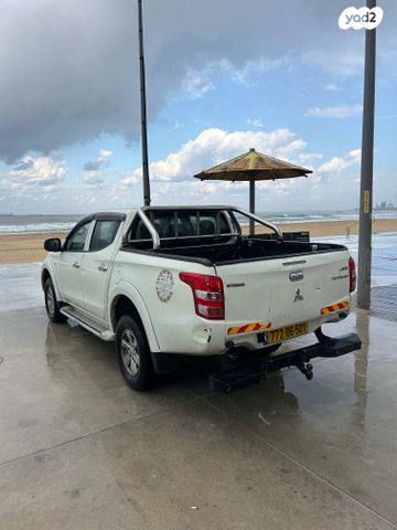 מיצובישי טרייטון / L200