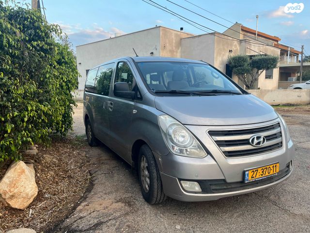 יונדאי H-1 / i800