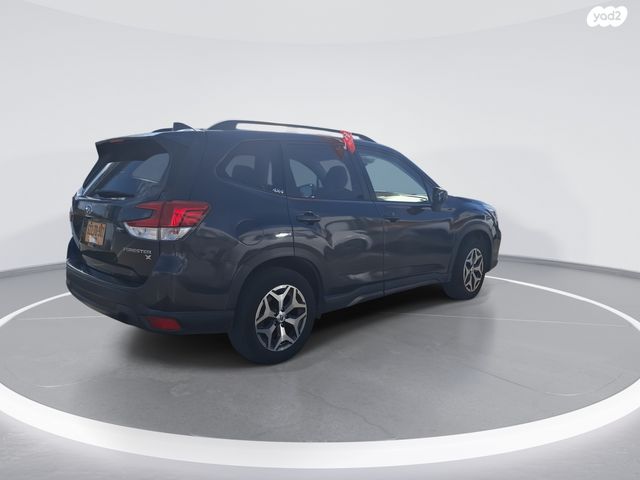 סובארו פורסטר