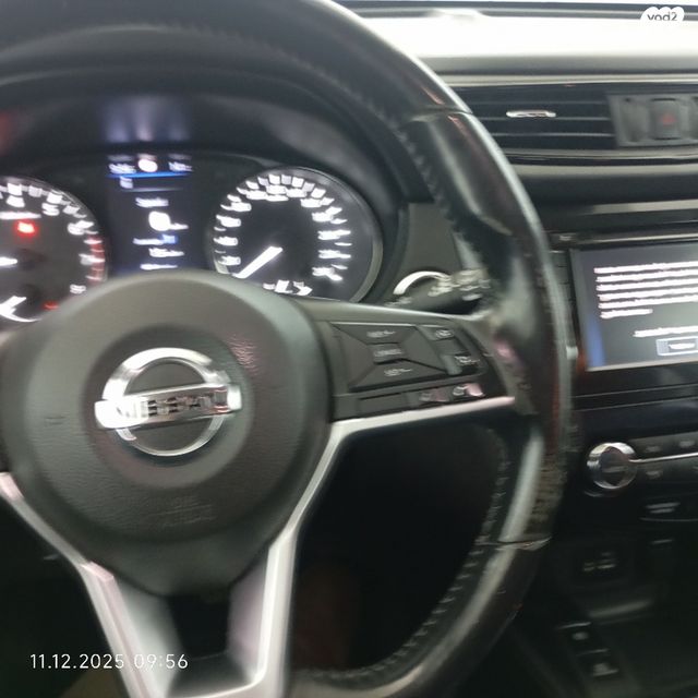 ניסאן אקס טרייל