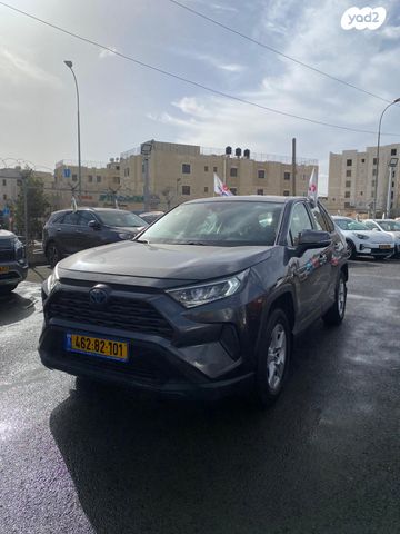 מודעת רכב טויוטה RAV4