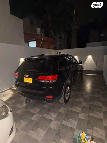 ג'יפ גרנד צ'ירוקי