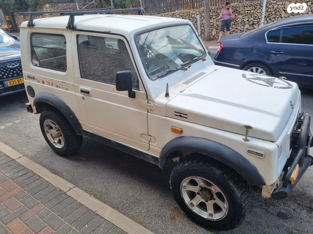 סוזוקי סמוראי