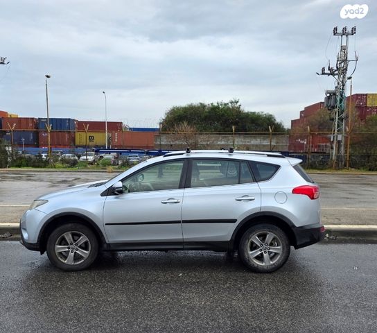 מודעת רכב טויוטה RAV4