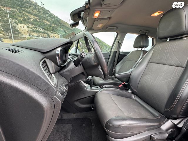 שברולט טראקס