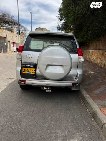 טויוטה לנד קרוזר