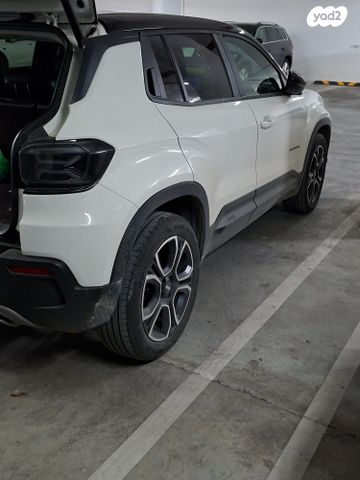 ג'יפ אוונגר