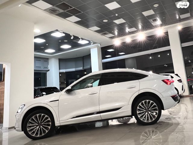 אאודי Q8 e-tron