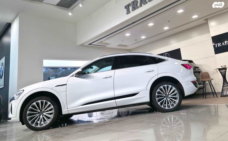 אאודי Q8 e-tron