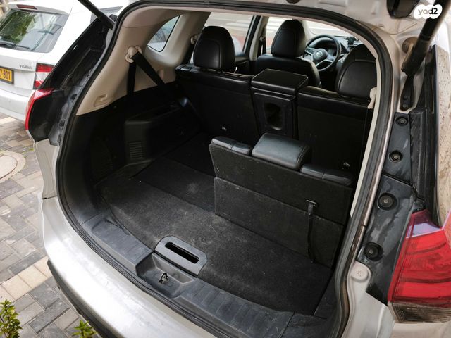 ניסאן אקס טרייל