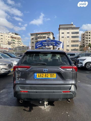 טויוטה RAV4