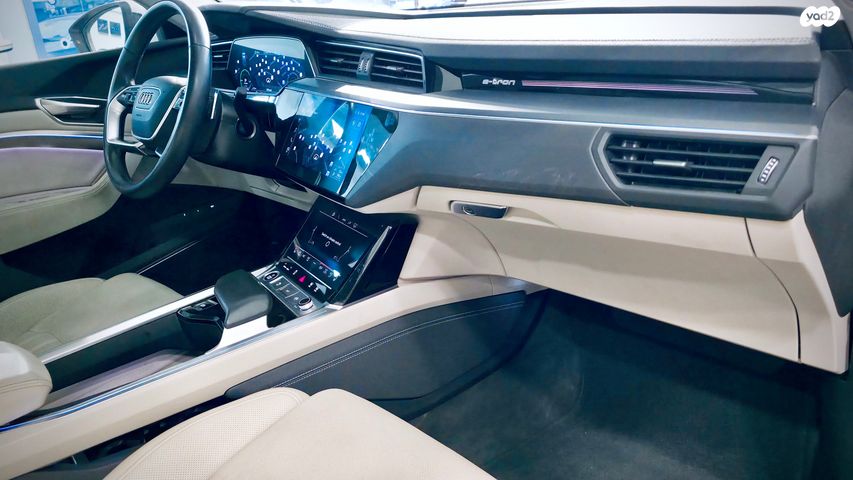 אאודי Q8 e-tron