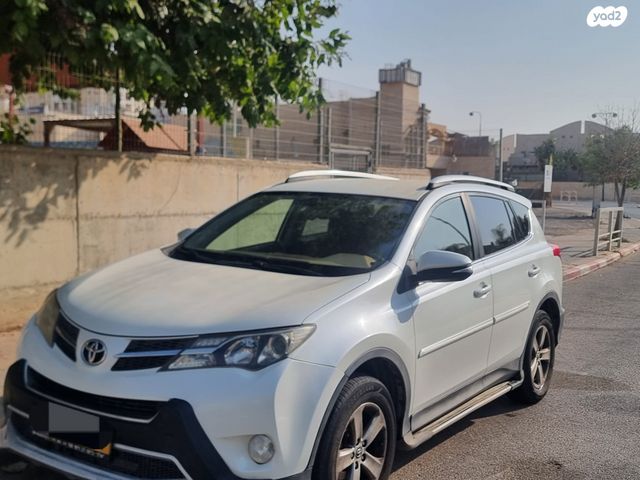 מודעת רכב טויוטה RAV4